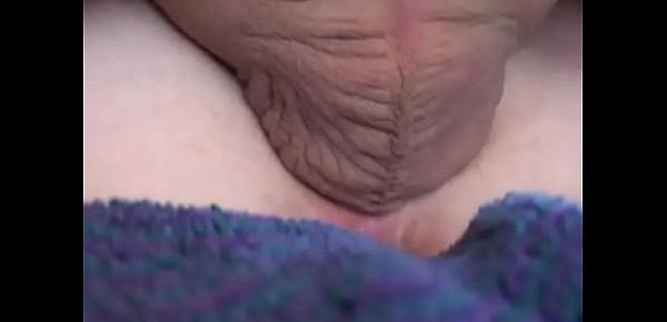  Busty Big Ass Turk Memnune Demiröz gets a Pussy Creampie